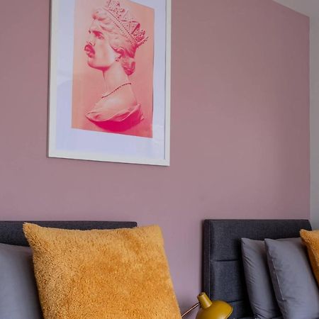 Ultimate Glam, Vintage Central Pad. Cool 70S Bar. Bournemouth Exteriér fotografie