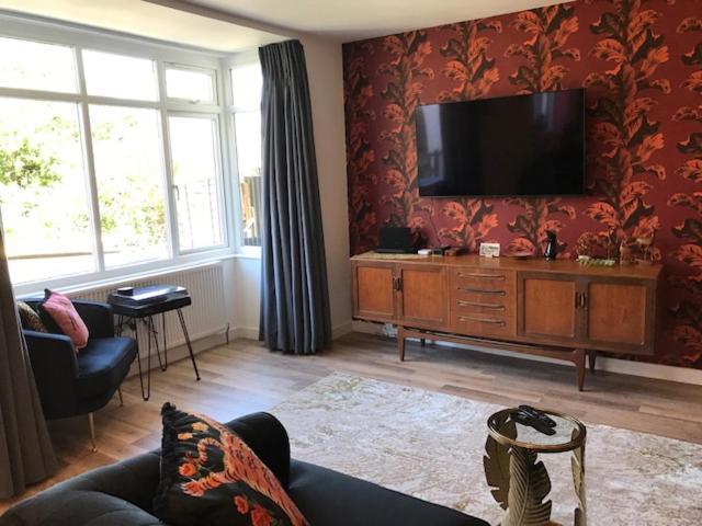Ultimate Glam, Vintage Central Pad. Cool 70S Bar. Bournemouth Exteriér fotografie