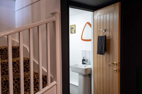 Ultimate Glam, Vintage Central Pad. Cool 70S Bar. Bournemouth Exteriér fotografie